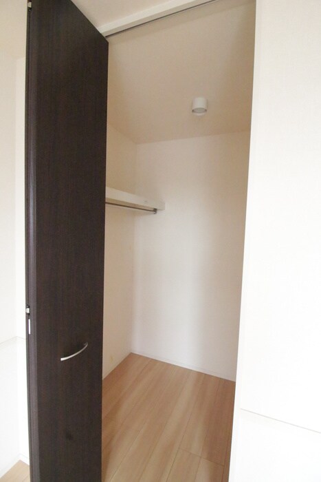 ウィング・マレの物件内観写真