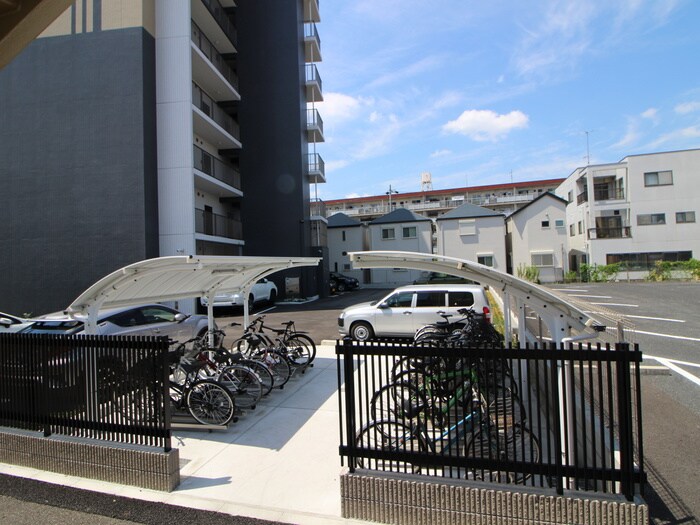 LAPIS　TWOLESの物件外観写真