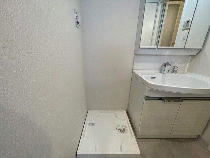 郷前町２丁目マンションの物件内観写真