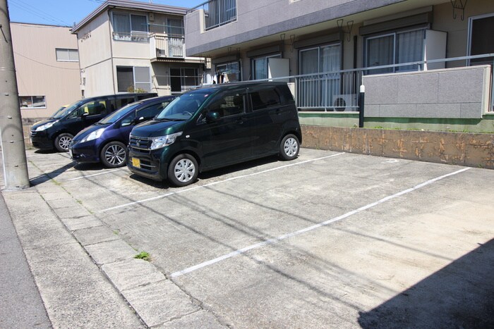 いずみハイツの物件外観写真