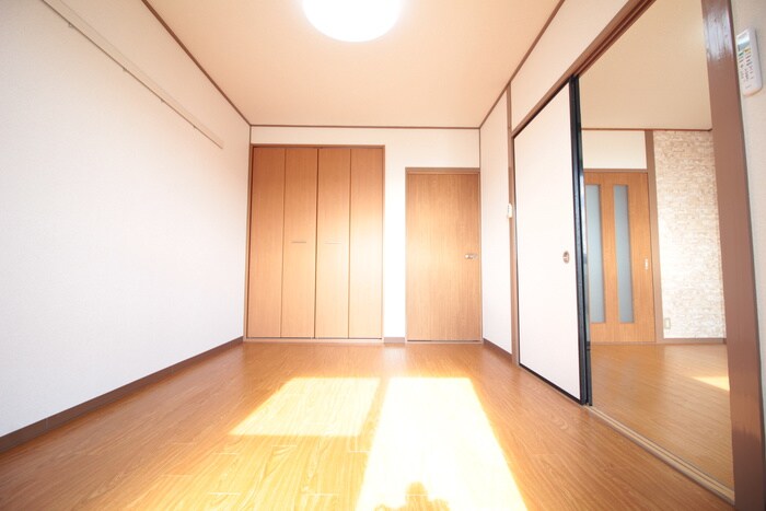 いずみハイツの物件内観写真