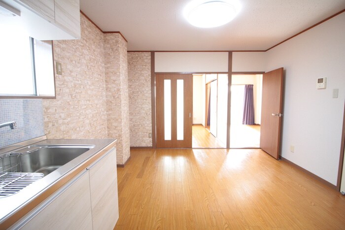 いずみハイツの物件内観写真