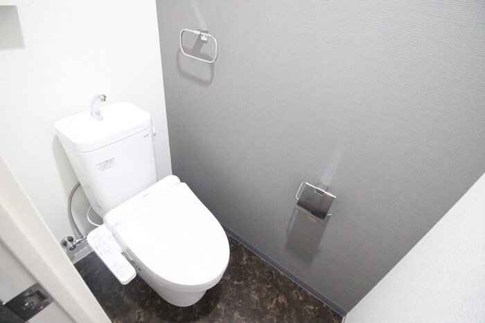 メイプル岩塚本通の物件内観写真