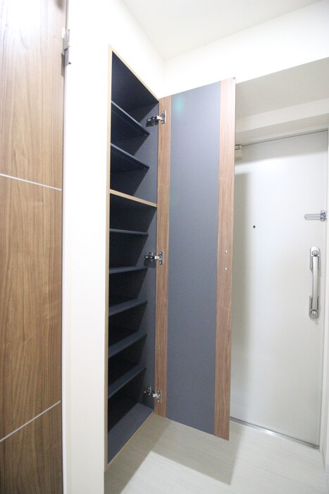 メイプル岩塚本通の物件内観写真