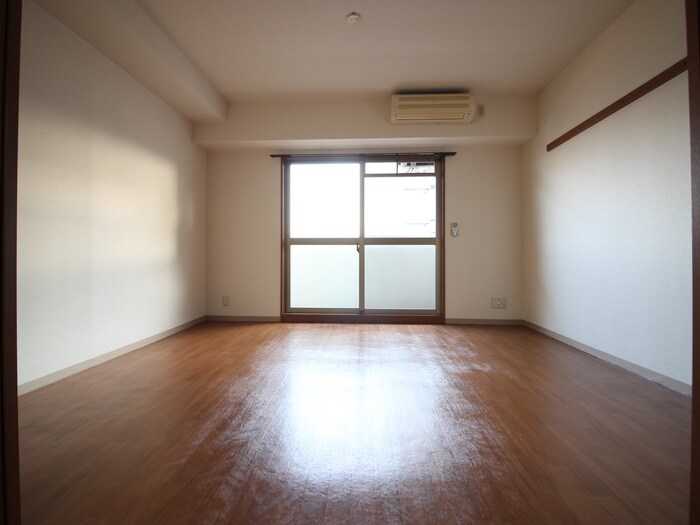 ルトゥ－ルの物件内観写真