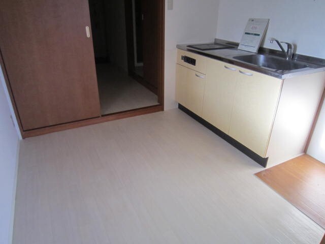 ルトゥ－ルの物件内観写真