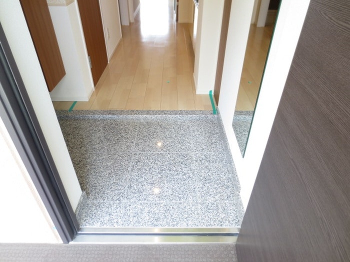 ロイヤルパークスＥＲささしまの物件内観写真