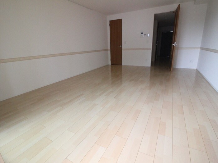 ロイヤルパークスＥＲささしまの物件内観写真