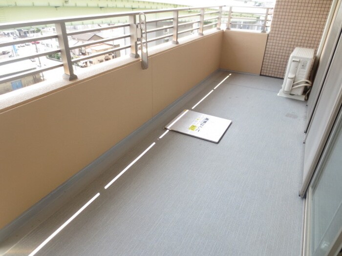 ロイヤルパークスＥＲささしまの物件内観写真