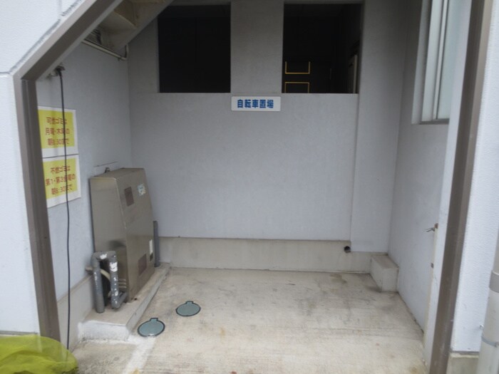 スタシオン泉の物件外観写真