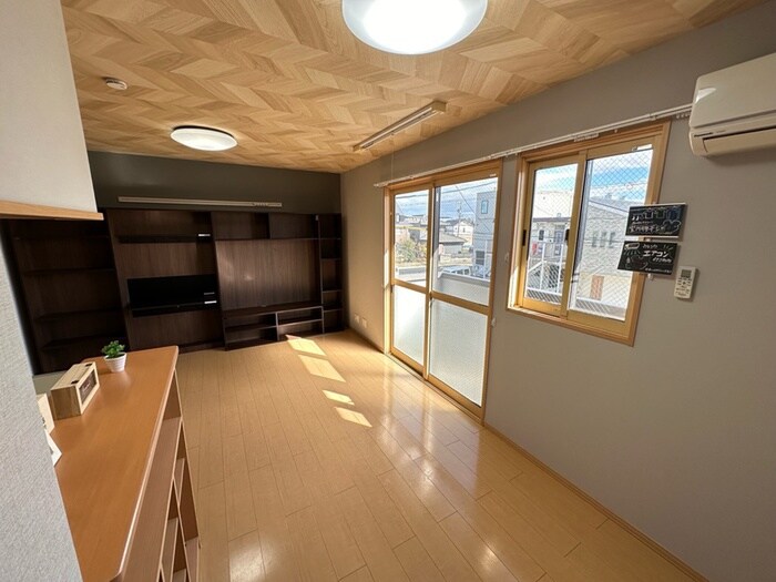 スピリア・ヒビツ　Bの物件内観写真