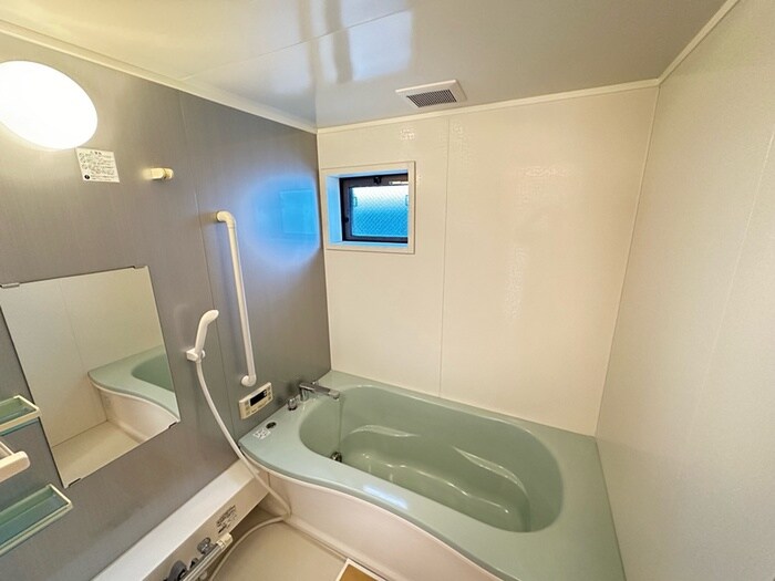 スピリア・ヒビツ　Bの物件内観写真