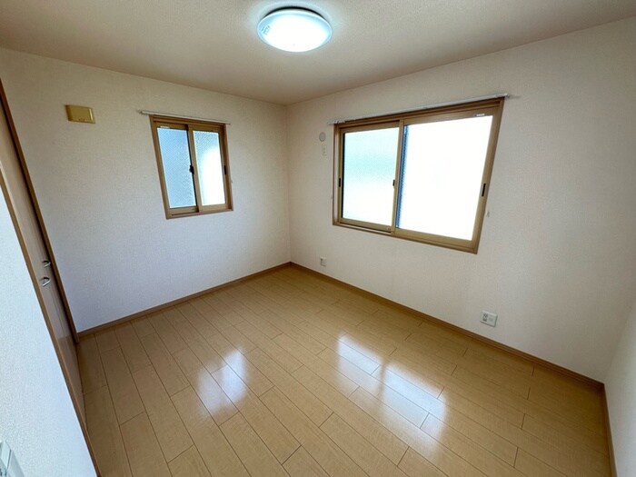 スピリア・ヒビツ　Bの物件内観写真