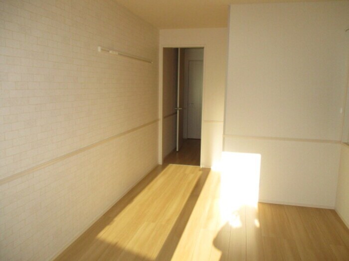 ボンリューヌ池端の物件内観写真