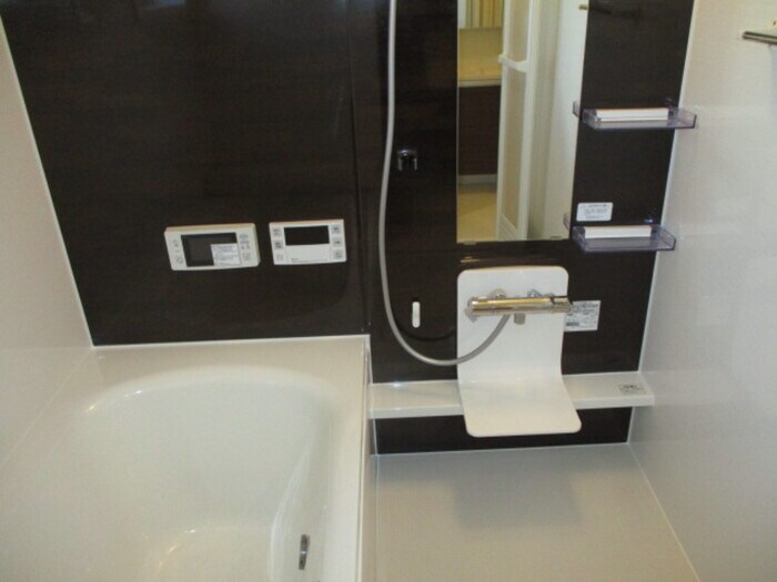 ボンリューヌ池端の物件内観写真