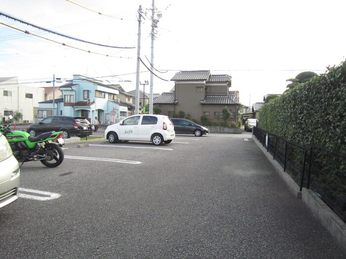 アクアヒルズの物件外観写真