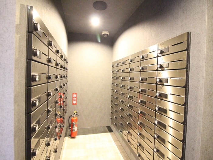 ファステート葵桜通リブレの物件外観写真