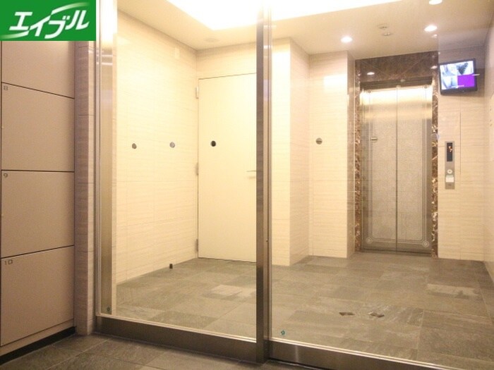 パルティール上前津の物件外観写真