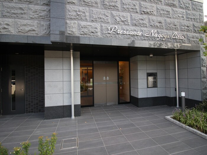 プレサンスNAGOYAシティオの物件外観写真