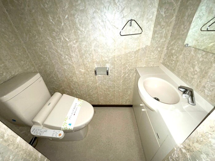 ﾊﾟｰｸﾊｳｽｶﾞｰﾃﾞﾝ梅園北館(202)の物件内観写真