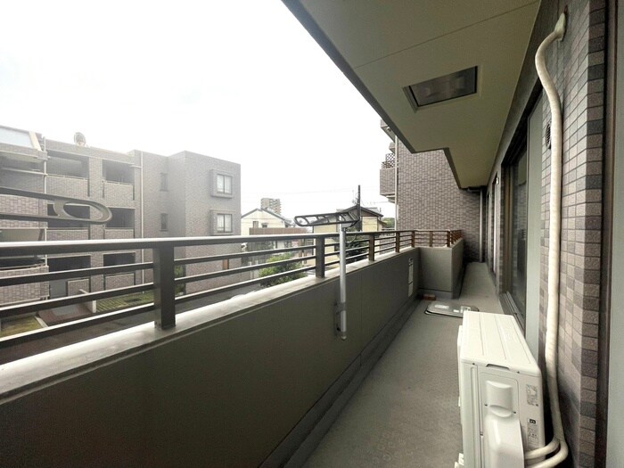 ﾊﾟｰｸﾊｳｽｶﾞｰﾃﾞﾝ梅園北館(202)の物件内観写真