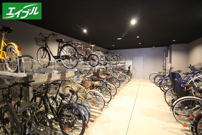 GRAND ESPOIR 車道の物件外観写真