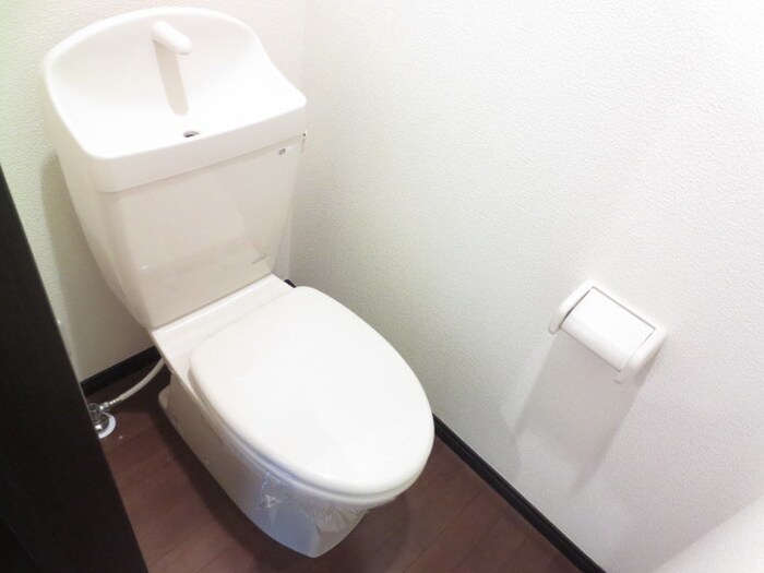 アンプルールリーブル江松の物件内観写真