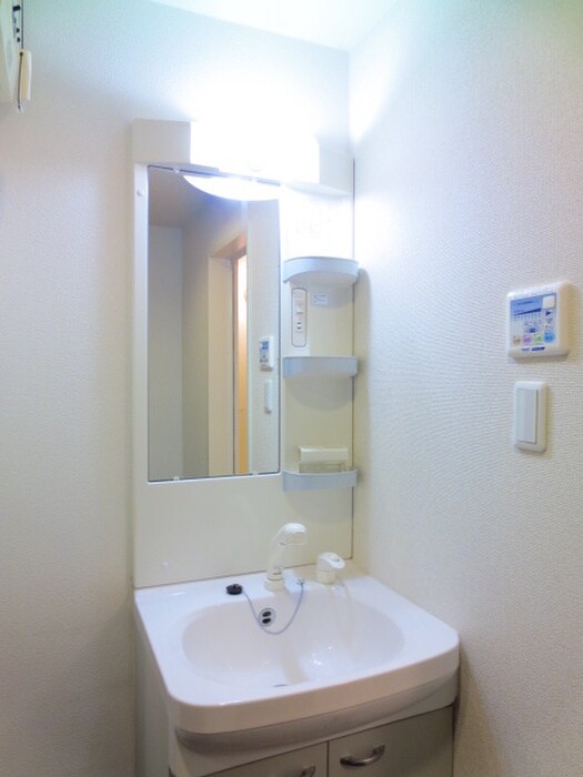 アンプルールリーブル江松の物件内観写真