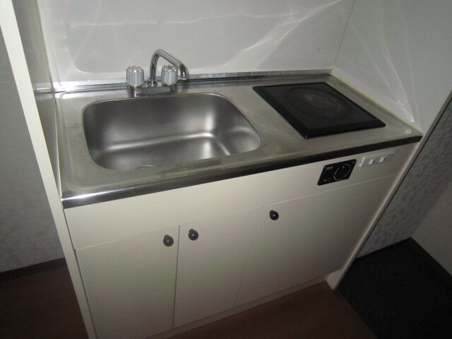 アドミ－ル栄生の物件内観写真