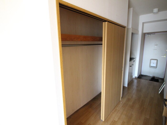 アドミ－ル栄生の物件内観写真