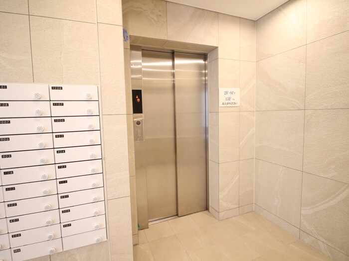 レジデンス東別院スクエアⅡの物件外観写真