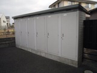 ヴィ・シックス北山の物件外観写真