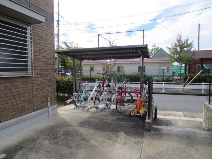 グラスウィンの物件外観写真