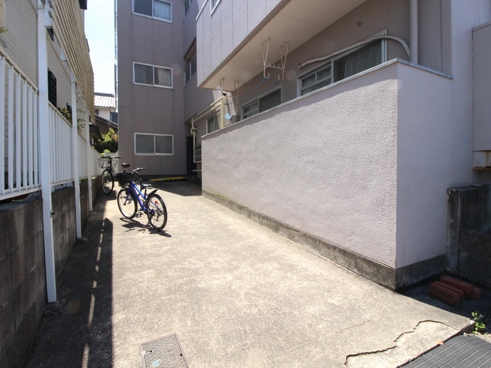 メゾンシエテの物件外観写真