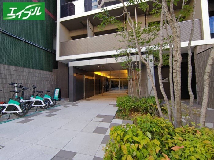 ブランシエスタ泉の物件外観写真