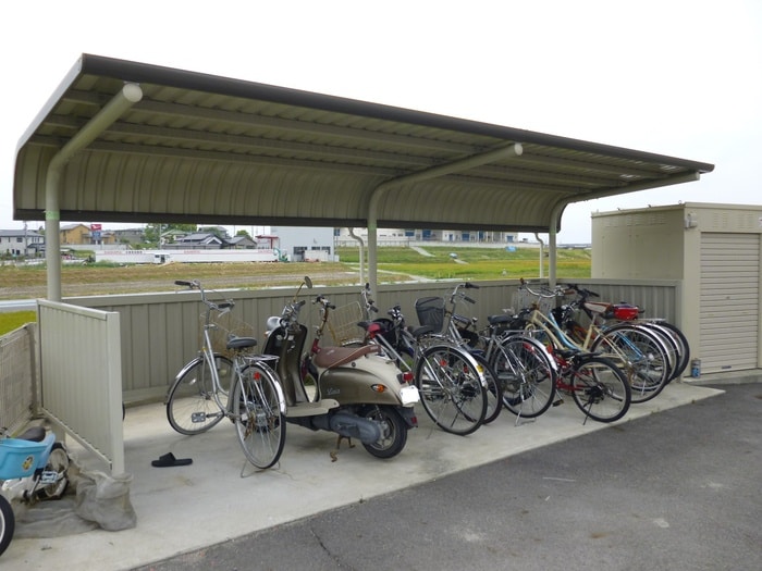 ドエル・トミシンの物件外観写真