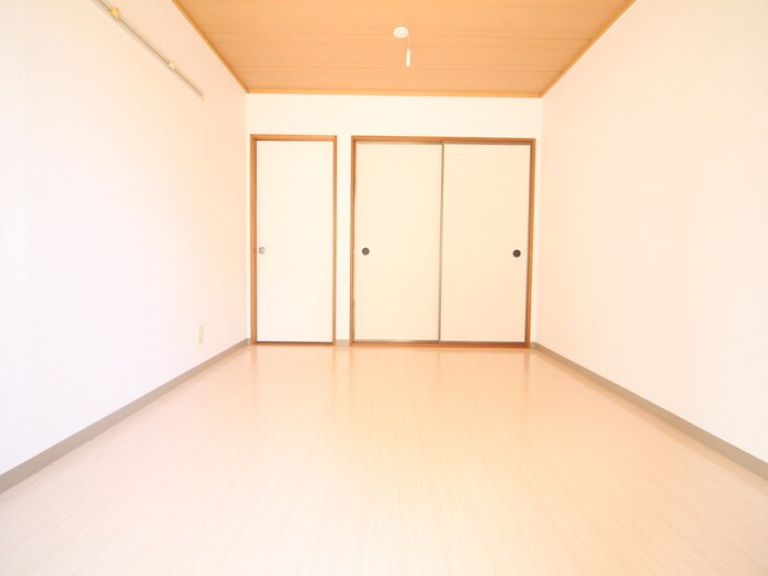 プレジール栄の物件内観写真