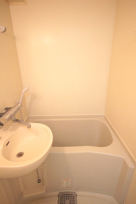 アーバンシティ栄生の物件内観写真