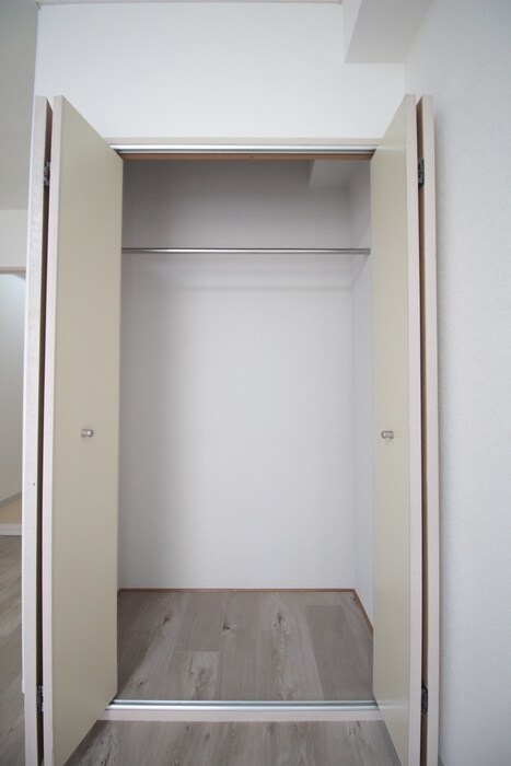 アーバンシティ栄生の物件内観写真