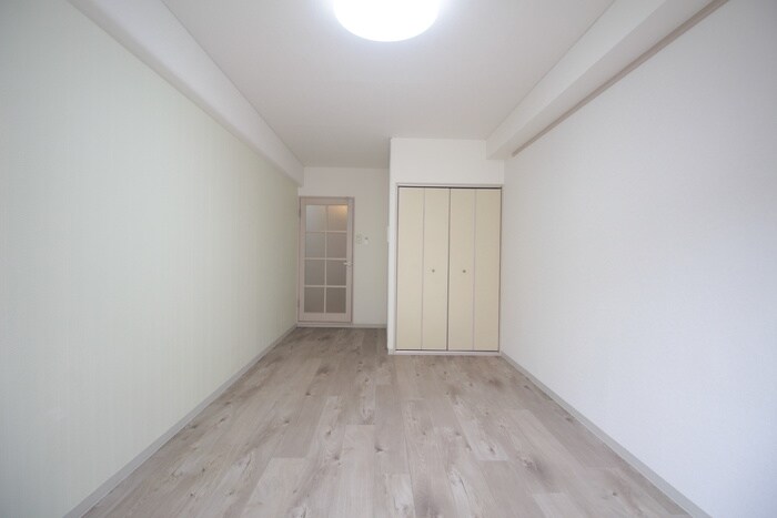 アーバンシティ栄生の物件内観写真