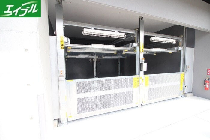 S-RESIDENCE尾頭橋の物件外観写真