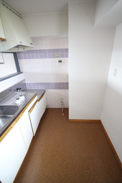 サンヨウハイネスの物件内観写真