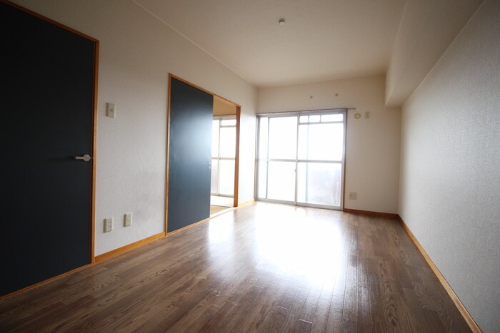 サンヨウハイネスの物件内観写真