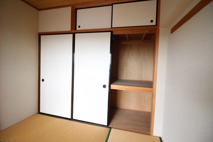 サンヨウハイネスの物件内観写真