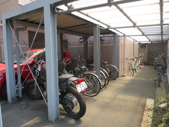 メゾンドベールの物件外観写真