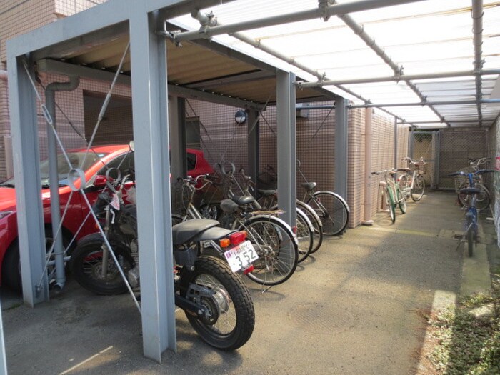 メゾンドベールの物件外観写真