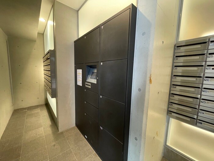 FIRST　RESIDENCE　SAKAEの物件外観写真