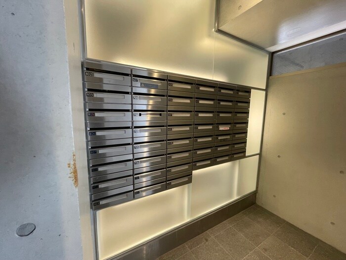 FIRST　RESIDENCE　SAKAEの物件外観写真