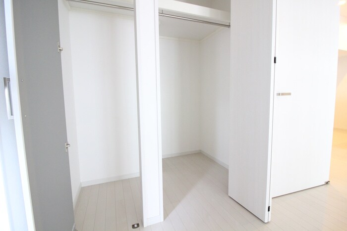 FIRST　RESIDENCE　SAKAEの物件内観写真