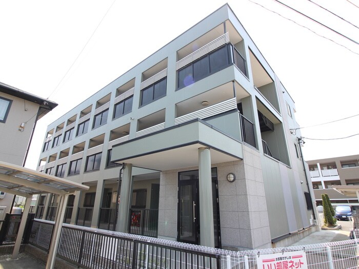 カ－サタカバⅡの物件外観写真